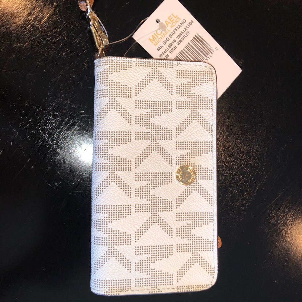 Michael Kors Tech Wristlet